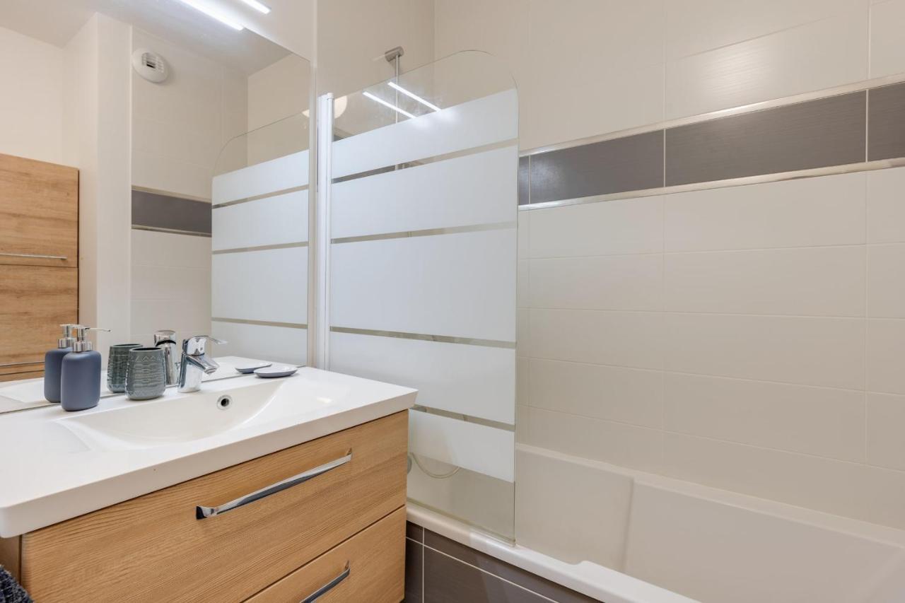 Au Fil Du Thiou - 2 Bedrooms - Parking آنسي المظهر الخارجي الصورة